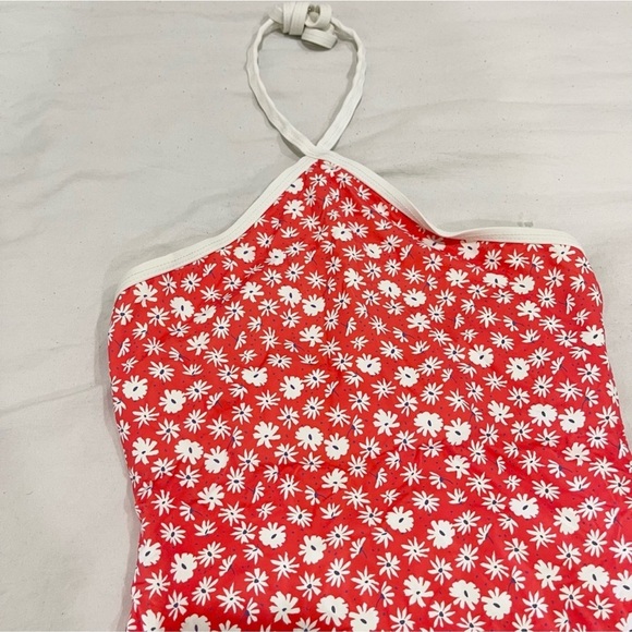 NWOT White Red Dainty Floral Halter One Piece
Swimsuit Size Small S - Picture 2 of 5